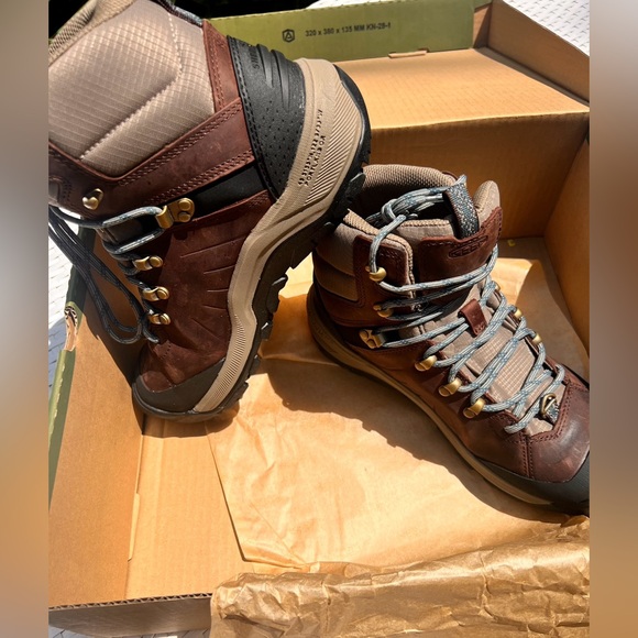 KEEN WOMEN'S REVEL IV MID POLAR - Picture 4 of 8